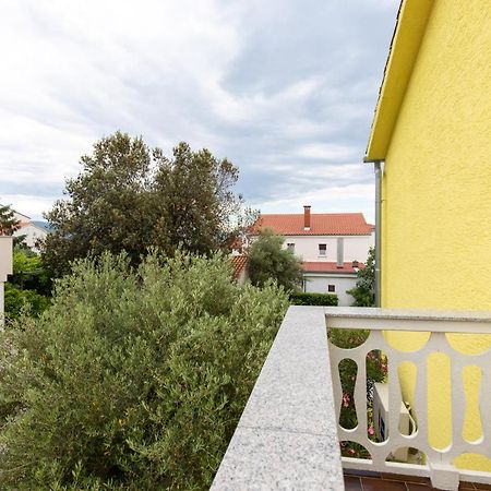 Apartment Drago *Cosy & Close To The Beach! Krk Town Zewnętrze zdjęcie