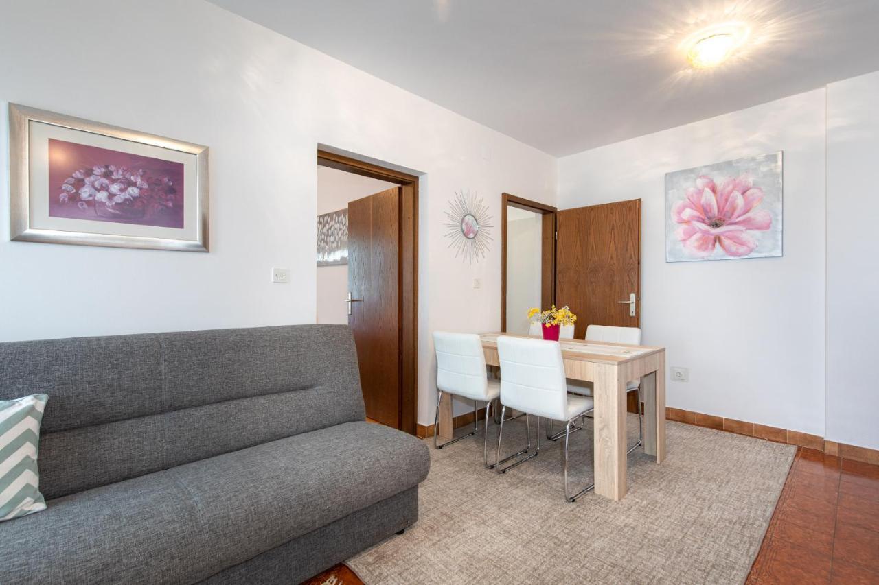 Apartment Drago *Cosy & Close To The Beach! Krk Town Zewnętrze zdjęcie
